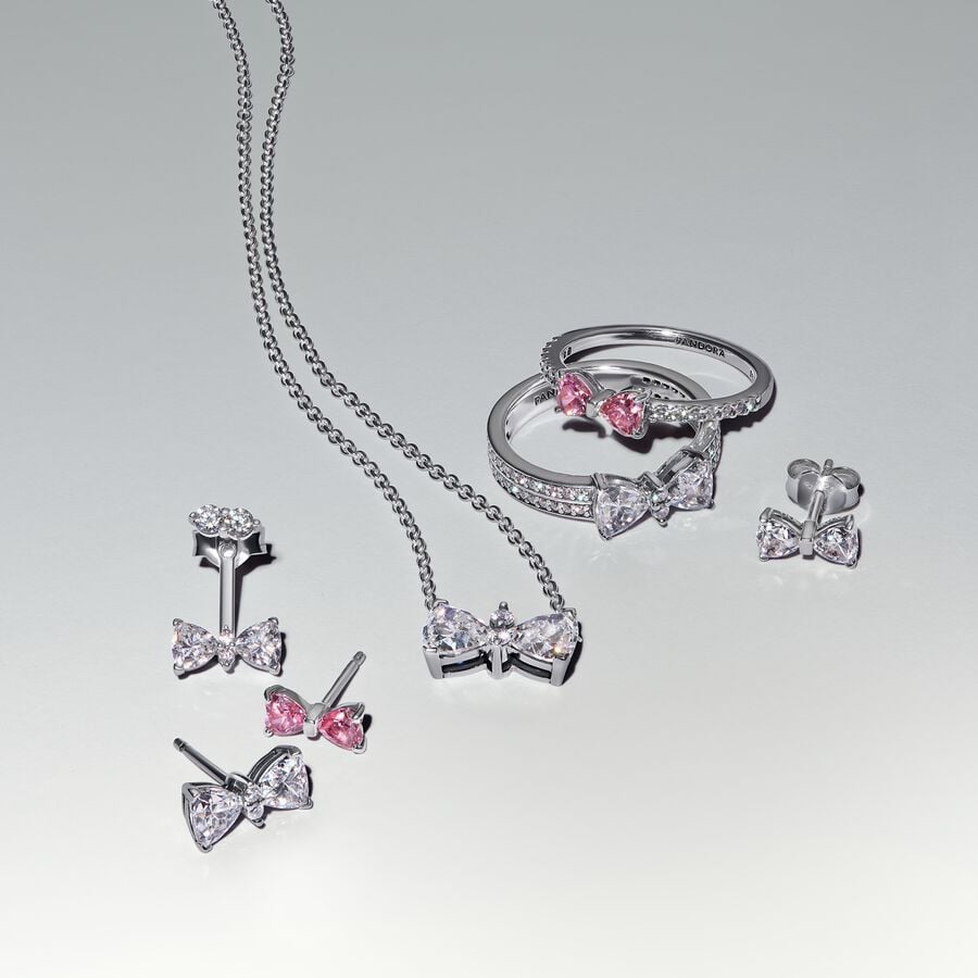 Sparkling Pink Bow Ring - Image 2