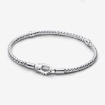 Studded Armband met Studded Sluiting