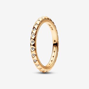 Pyramids Ring