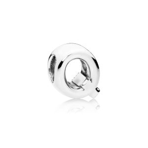 Letter Q Charm