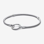 O Closure Snake Chain Bracelet