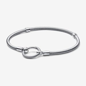 O Closure Snake Chain Bracelet