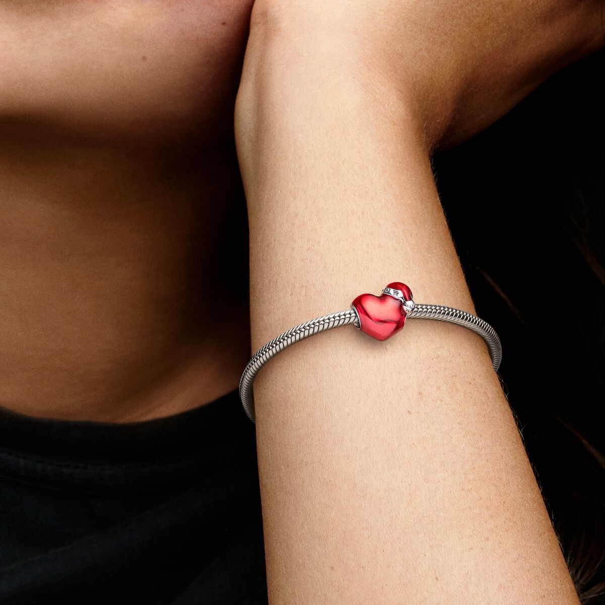 Metallic Red Christmas Heart Charm - Image 4