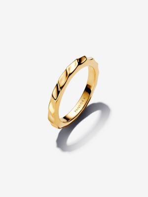 Rippled Band Ring