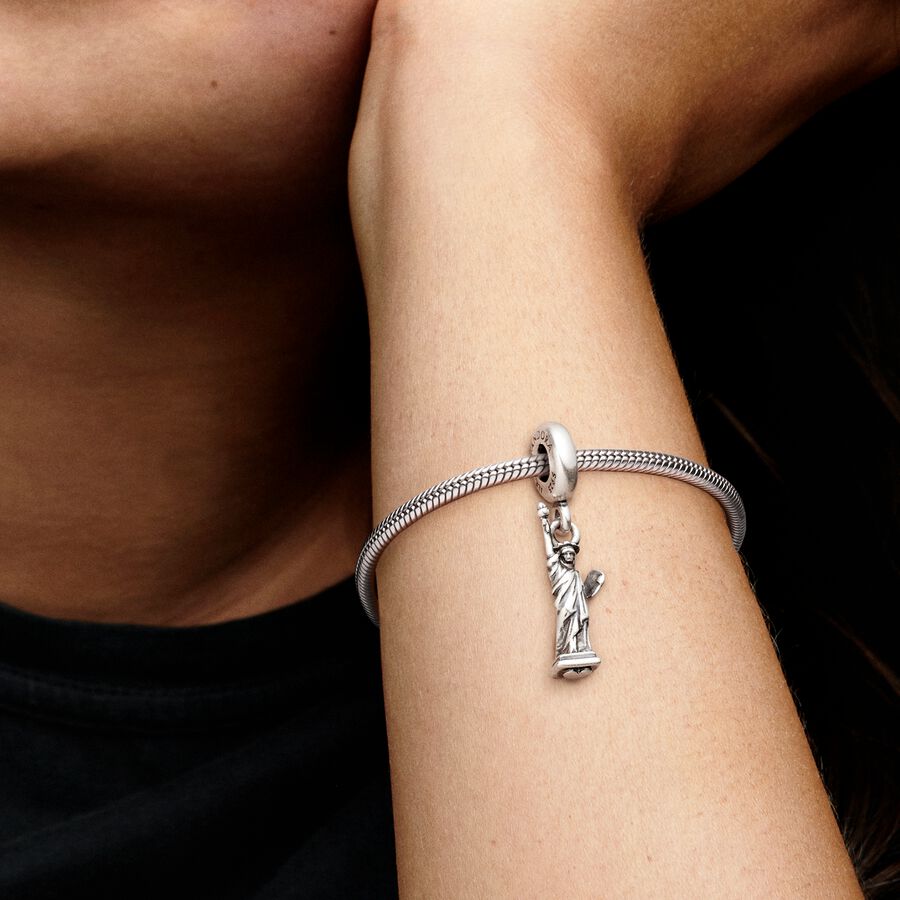 New York Statue of Liberty Dangle Charm - Image 3