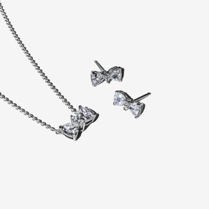 Sparkling Bow Jewelry Gift Set