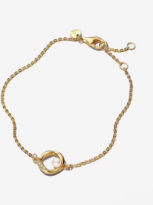 Organically Shaped Pavé Circle & Treated Freshwater Cultured Pearl Bracelet