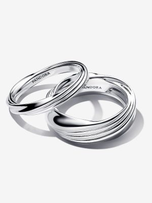 Twisted Double Ring