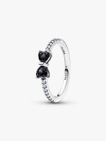 Sparkling Black Bow Ring