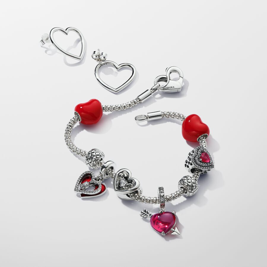 Front-facing Heart Stud Earrings - Image 2