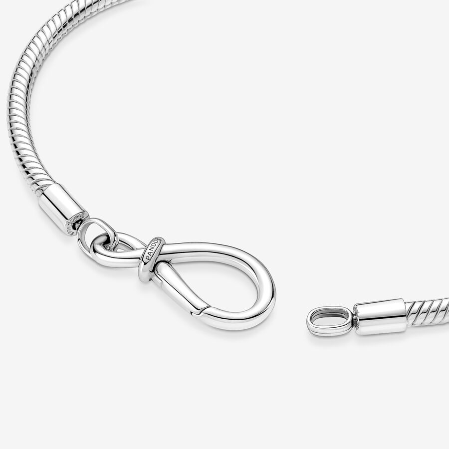 Infinity Knot Snake Chain Bracelet - Image 4