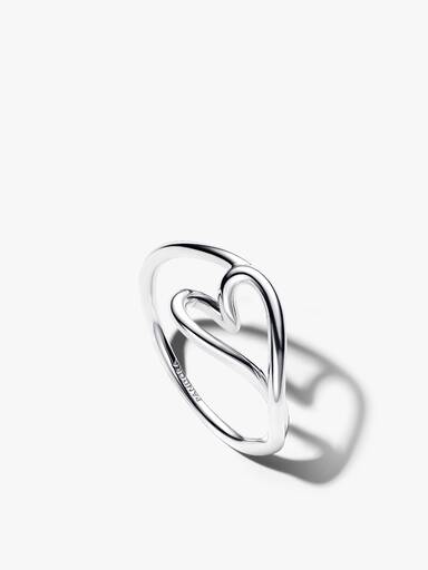 Essence Delicate Heart Friendship Ring Set - Image 2