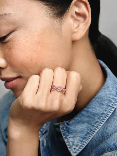 Pink Daisy Flower Trio Ring - Image 4